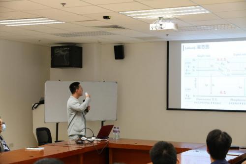 20210419_Long Afterglow Carbon-Based luminescent Materials_IAPME_02